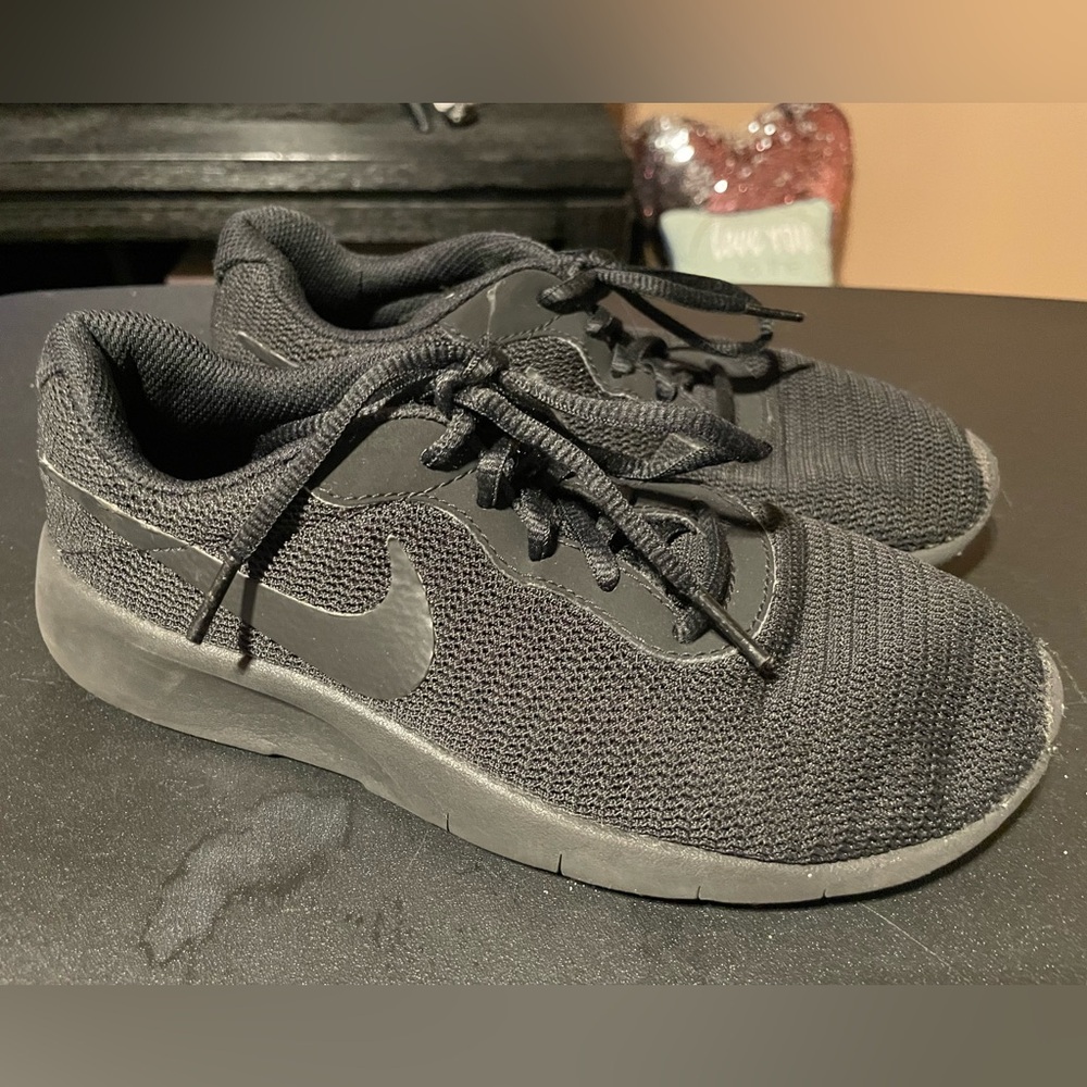 Black Nikes